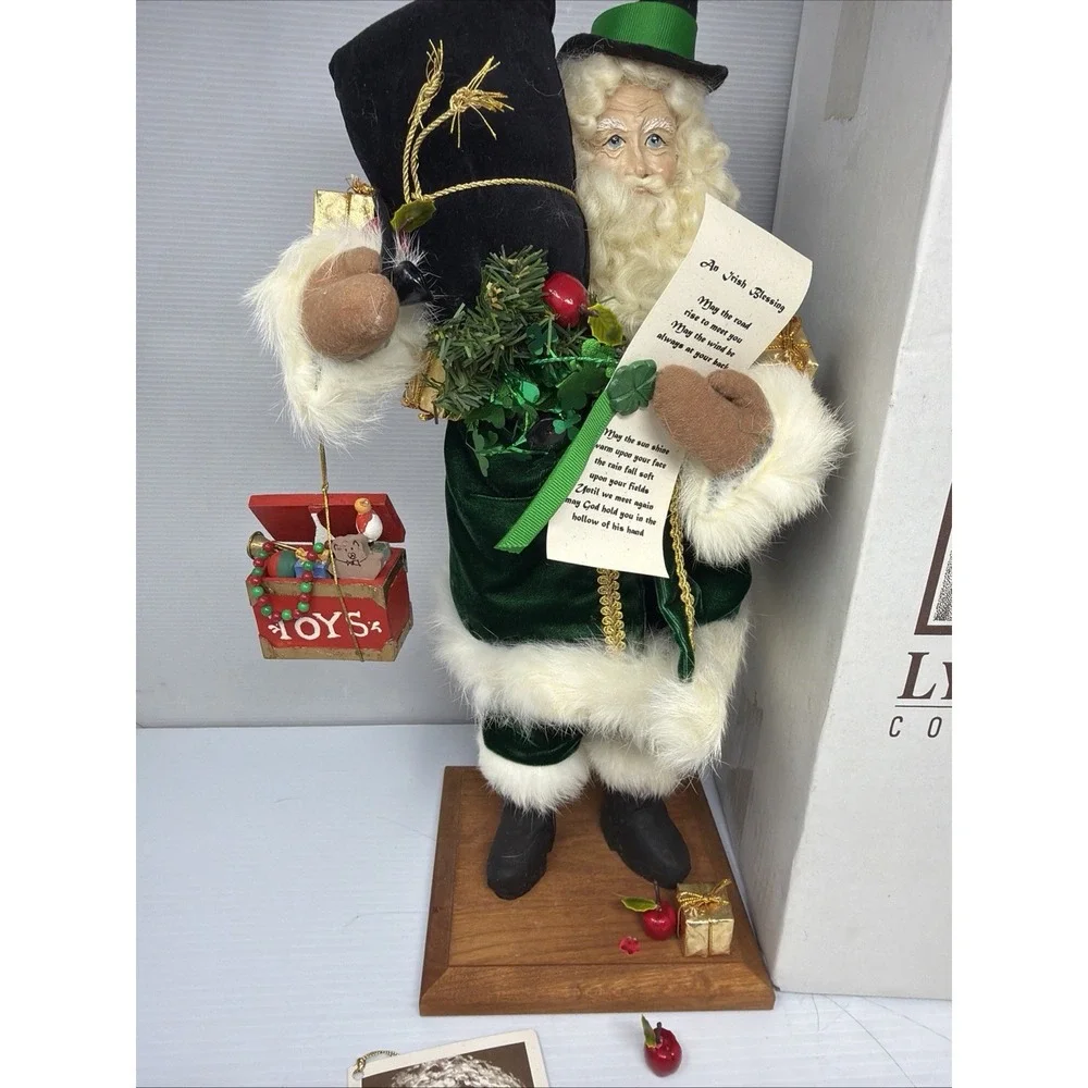 Lynn Haney Santa 1167  